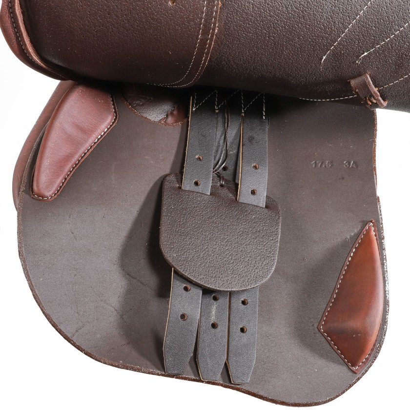 Jumping saddle 17.5" 3A