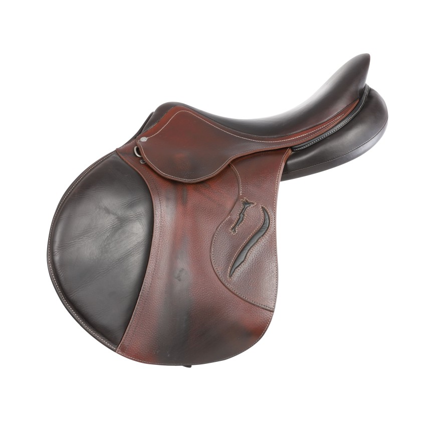 Antarès jumping saddle Connexion 17,5" 3AA