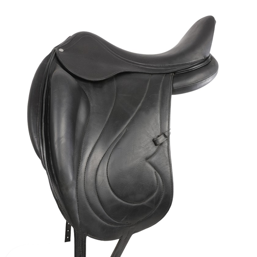 Antarès dressage saddle Cadence 17"5 5D