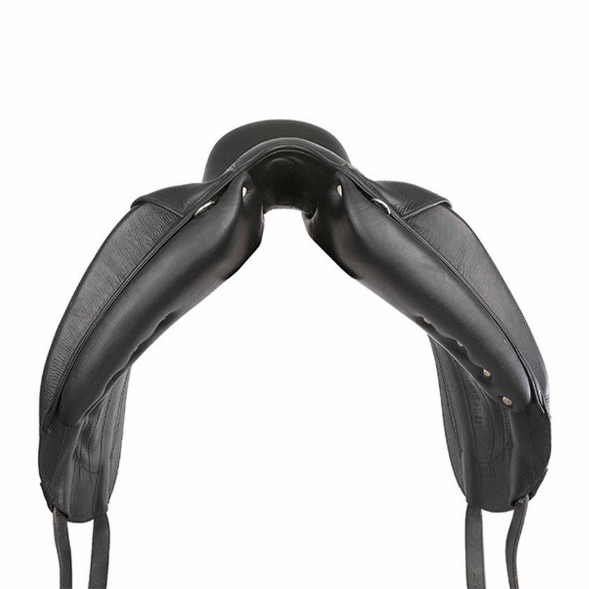 Antarès dressage saddle Concept 17"5 3R