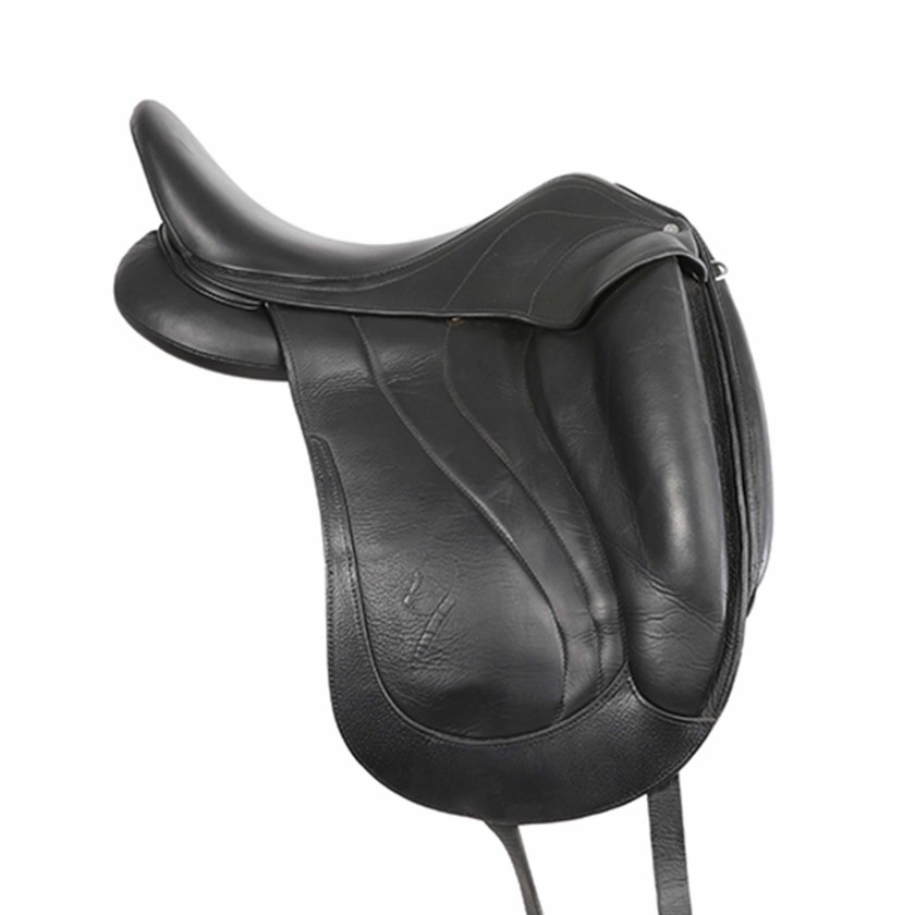 Antarès dressage saddle Concept 17"5 3R