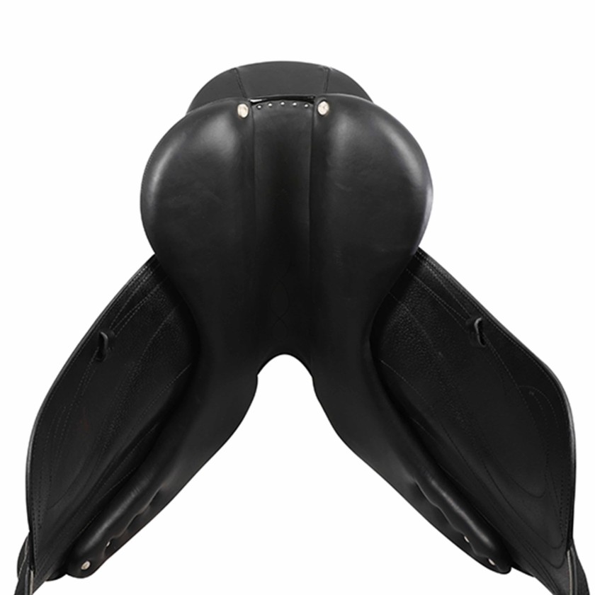 Antarès dressage saddle Cadence 17"5 3D