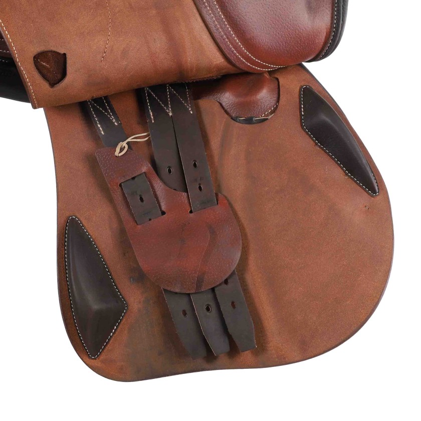 Antarès jumping saddle Comfort 18" 3AB