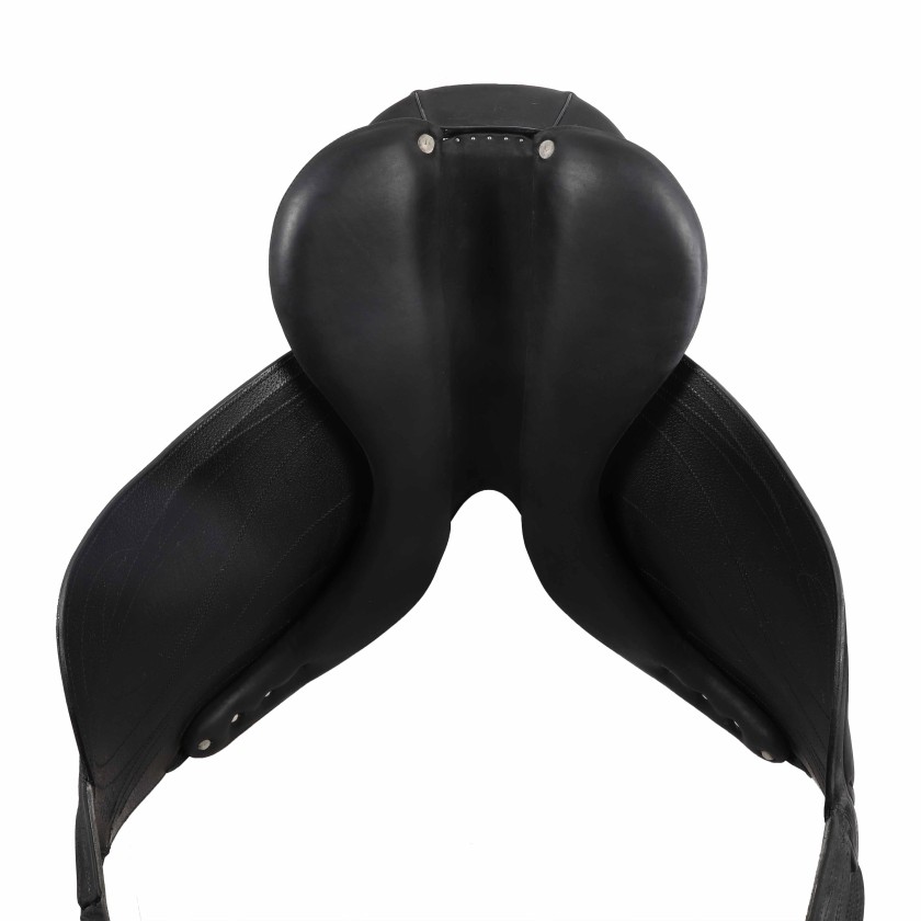 Antarès dressage saddle Cadence 18" 4R