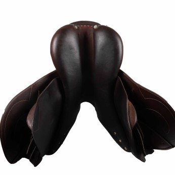 Signature by Antarès jumping saddle 17"5 3AA