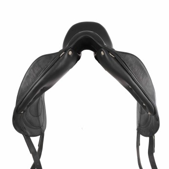 Antarès dressage saddle Cadence 17"5 3R