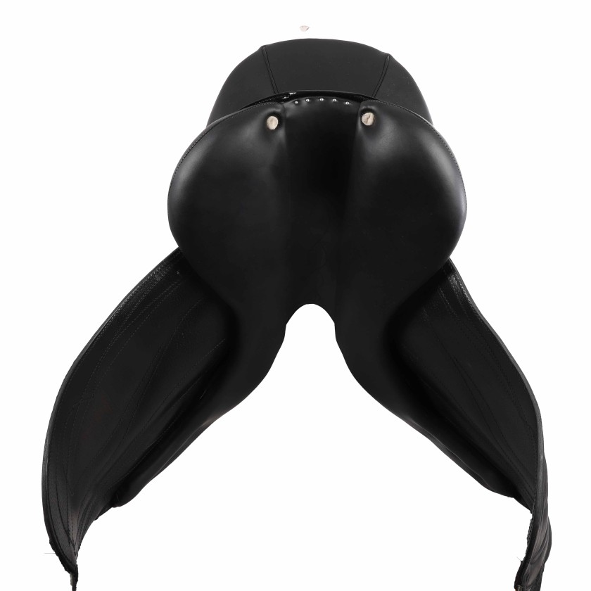 Antarès dressage saddle Cadence 17"5 3R