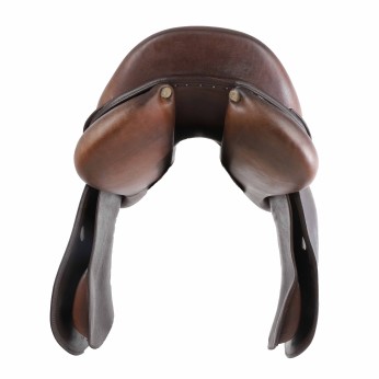 Altaïr by Antarès jumping saddle 17"5 3A