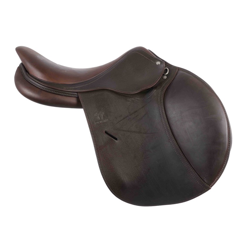 Altaïr by Antarès jumping saddle 17"5 3A