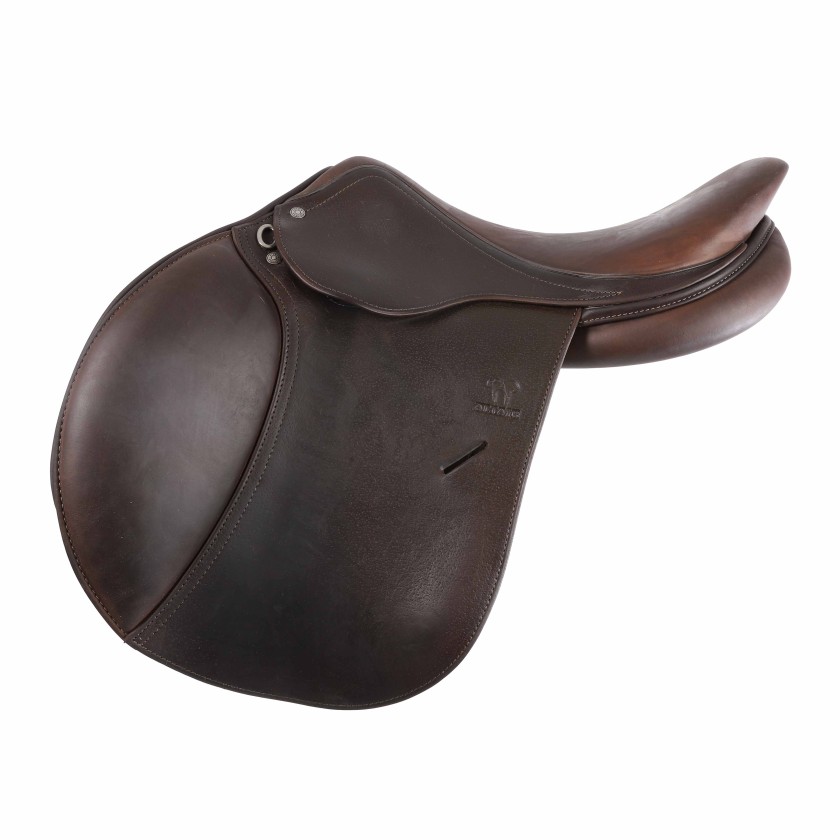 Altaïr by Antarès jumping saddle 17"5 3A