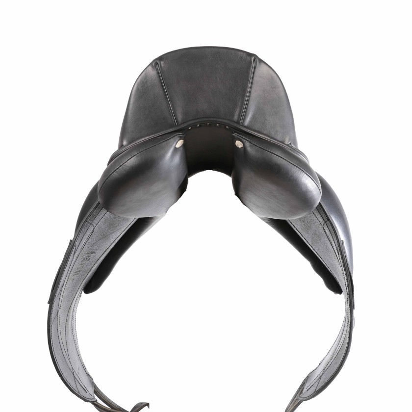 Antarès dressage saddle Tempo 17"5 4N