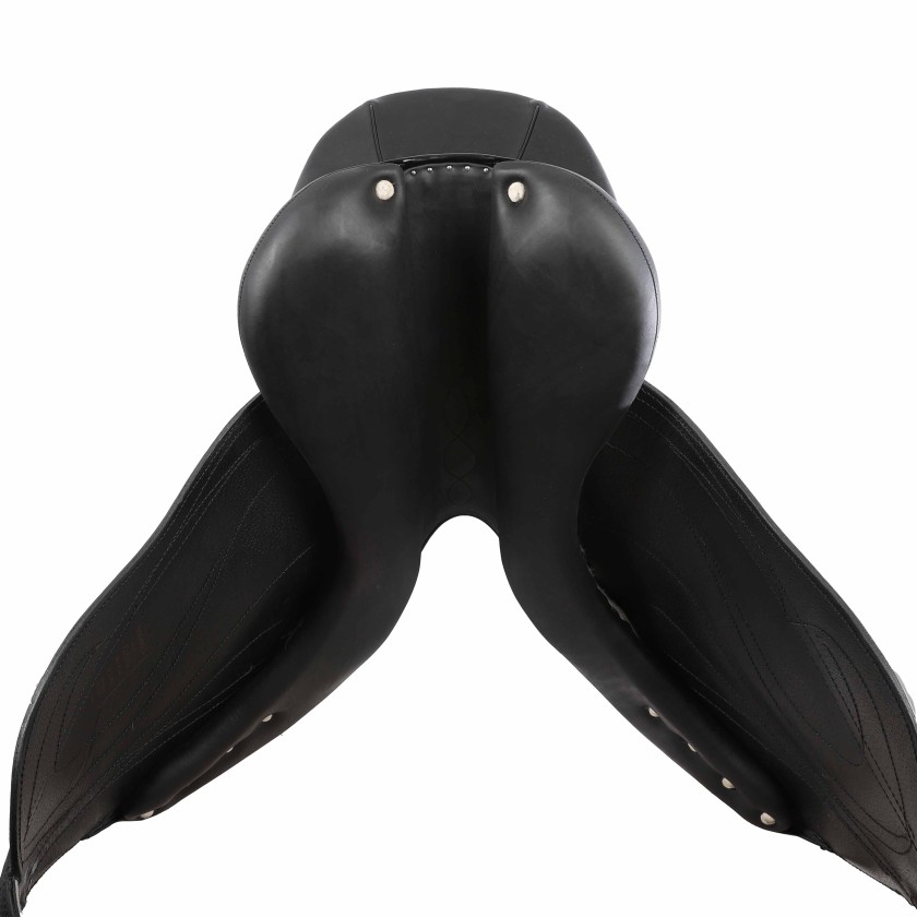 Antarès dressage saddle Cadence 17"5 3N