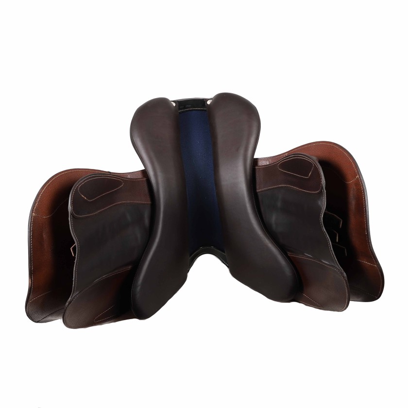 Antarès jumping saddle Extra-Contact 17" 3AAB