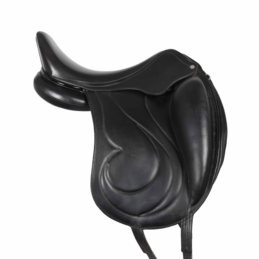 Antarès dressage saddle Cadence 17"5 2R