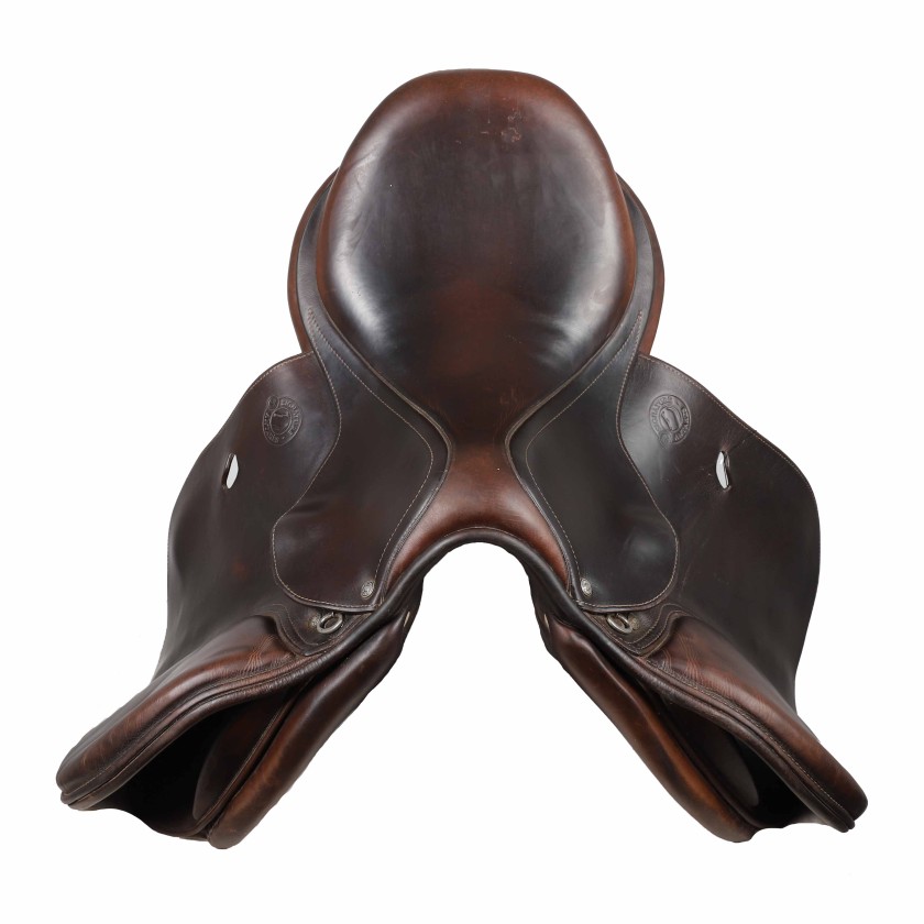 Signature by Antarès jumping saddle 17"5 3AA